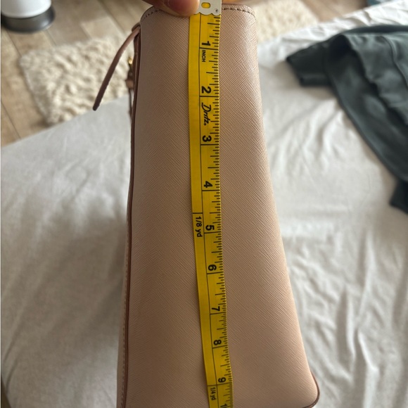 Tory Burch Beige Tote Bag - Picture 7 of 9